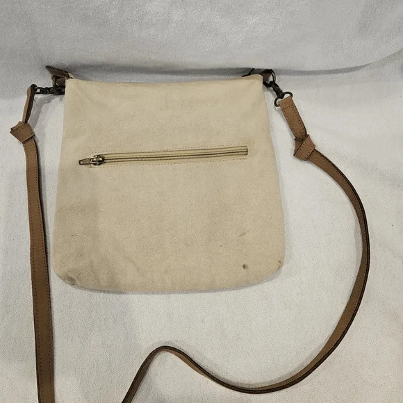 Watercolor Robin Bird Print Crossbody Bag - Picture 2 of 6